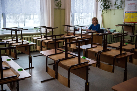 Школьные занятия отменены в 24 районах Саратовской области из-за морозов