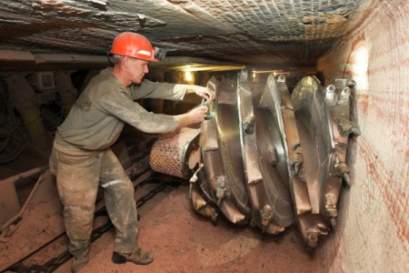 Проходка в шахте "Талдинская" в Кузбассе частично остановлена из-за обрушения