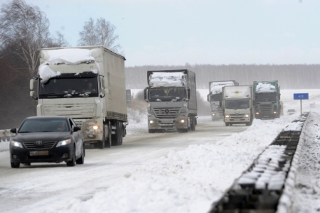 Трассы в Оренбуржье, в том числе М-5, закрывают из-за сильного ветра