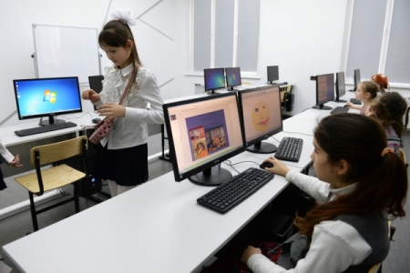 Собянин поручил открыть 30 IT-классов в школах Москвы в ближайшие годы