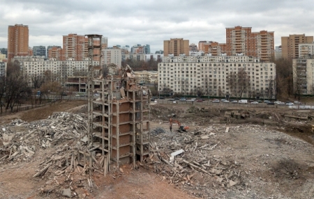 Около 15 тыс. жителей Москвы переселят в этом году по программе реновации