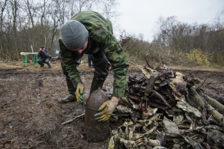 Разобранный на металлолом советский бомбардировщик нашли в Новгородской области