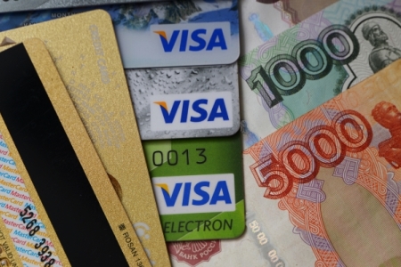 Карты Visa и Mastercard Еврофинанс Моснарбанка заблокированы из-за санкций