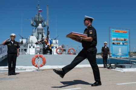Корабли и военную технику ЧФ покажут в Севастополе 18 марта
