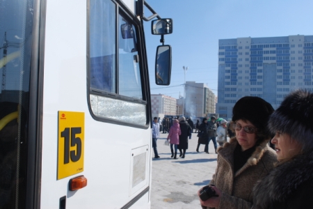 Продавцы овощей и водители автобусов в Якутске отказались выходить на работу после воскресного происшествия