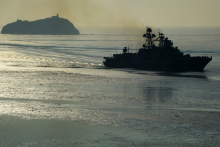 Корабли ТОФ  "уничтожили" субмарину противника на учениях в Японском море