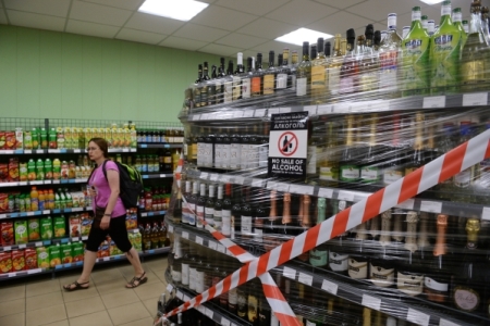 Запрет на продажу алкоголя во дворах жилых домов вводят в Волгоградской области
