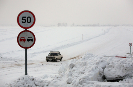 Ледовые транспортные переправы закрывают в Поморье