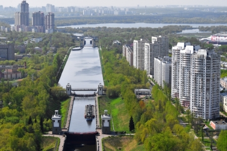 Навигация на канале им. Москвы начнётся 24 апреля, над Тушинским тоннелем - в июне