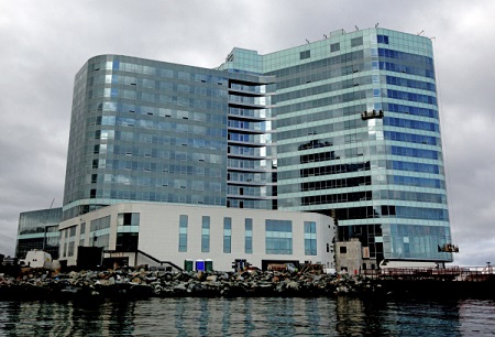 Недостроенные 5-звездочные отели во Владивостоке продали по минимальной цене за 3,7 млрд рублей