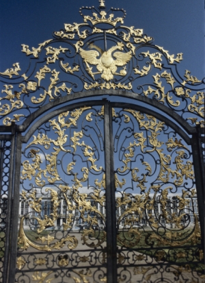 Золотые ворота отреставрировали в Царском Селе