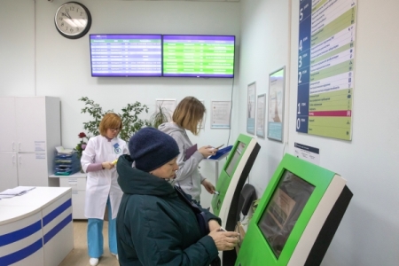 Собянин рассказал о внедрении нового стандарта комфорта в поликлиниках