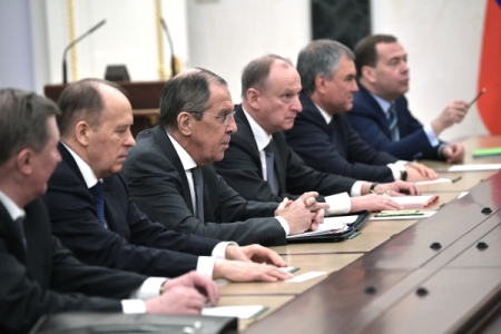 Медведев: слабые регионы получат кураторов из правительства