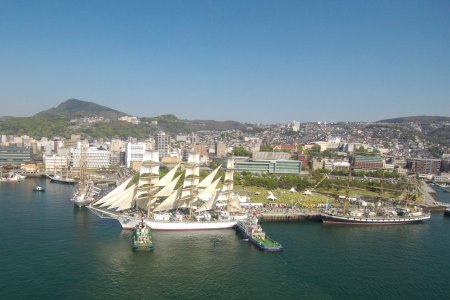 Российские парусники приняли участие в международном фестивале в японском Нагасаки