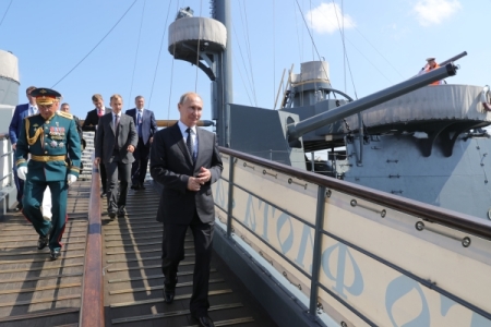 Путин отправится в рабочую поездку в Петербург