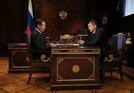 Губернатор Волгоградской области доложил Дмитрию Медведеву о ходе весенних полевых работ в регионе