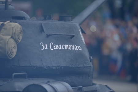 Восстановленные Т-34 и ИС-2 примут участие в севастопольском параде Победы
