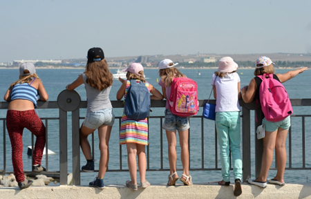 Более 5 тысяч детей из Подмосковья отдохнут летом на Черном море
