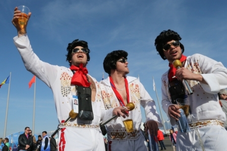 Двойники Джексона, Пресли и Меркьюри пройдут в карнавальном шествии в Сочи
