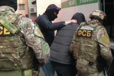 В Москве задержан подозреваемый, перечисливший за четыре года боевикам ИГ в Сирии 50 млн рублей