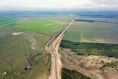 Трасса от Крымского моста до Севастополя готова более чем на 60%