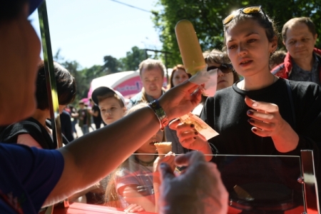 Право продавать мороженое и напитки в парках Москвы разыграют на аукционах