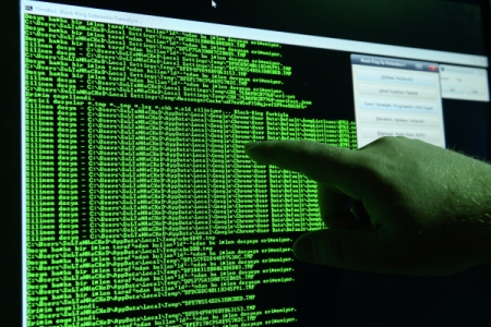 Закон об устойчивом Рунете обеспечит защиту от кибератак, в том числе со стороны США - Левин