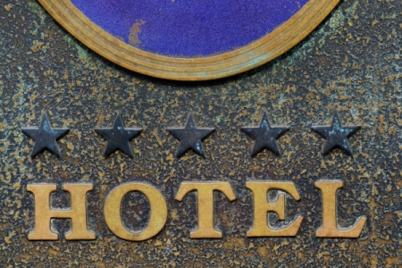 Пять крупных отелей в Крыму не успели получить "звезды" до 1 июля