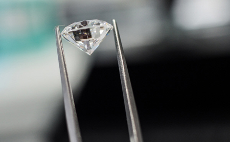 Более $6 млн выручила АЛРОСА на алмазном аукционе во Владивостоке