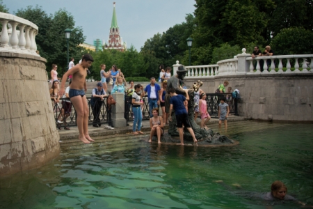 Гидрометцентр: настоящее лето пришло в Москву на один день
