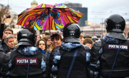 Задержаны 136 участников несогласованной акции в центре Москвы
