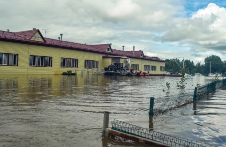 Около 200 домов признаны аварийными после наводнения в Приамурье