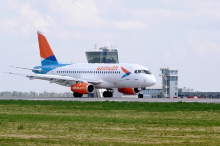 Авиакомпания "Азимут" будет летать из Астрахани в Краснодар, Сочи и Минводы