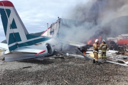 Стюардессу, спасшую 43 пассажира из горящего самолета в Бурятии, предлагают удостоить госнаграды