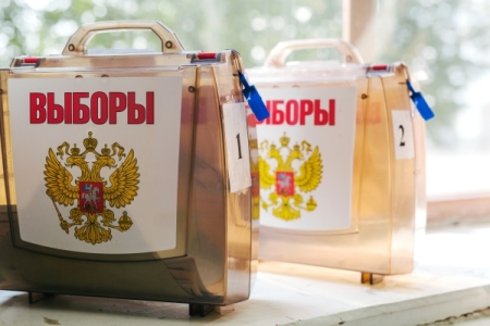 Более 7 тыс. человек проголосуют за губернатора Петербурга в Ленинградской и Псковской областях