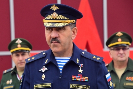Евкуров прибыл в Оренбургскую область для проверки подготовки войск ЦВО