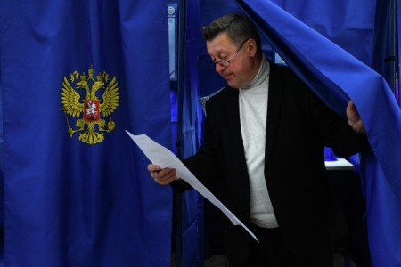 Действующий мэр Новосибирска Локоть лидирует на выборах главы города