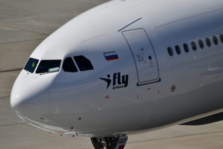 СК начал проверку по факту посадки в Екатеринбурге самолета авиакомпании iFly из-за технической неисправности