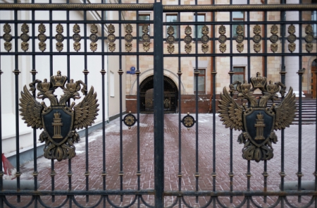 Прокуратура: школьница, найденная мертвой в Новосибирске, могла совершить суицид