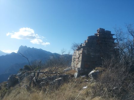 Неизвестный храм нашли на высоте 2,2 тыс. метров над уровнем моря в Ингушетии