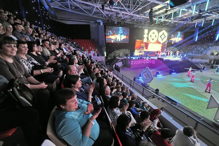 Более 500 человек участвовали в церемонии открытия Года 100-летия государственности Удмуртии