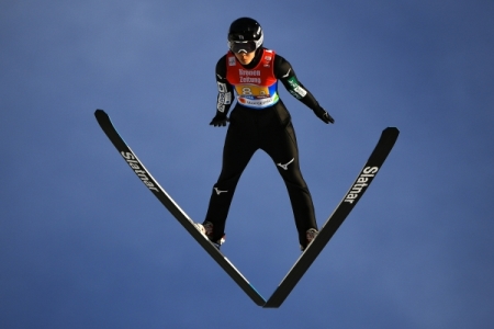Лыжники из 15 стран примут участие в этапе КМ по прыжкам с трамплина в Нижнем Тагиле