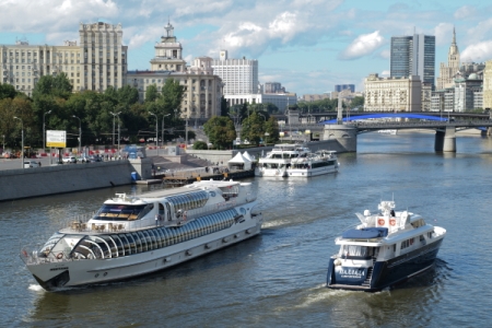 Для пассажирских перевозок по Москве-реке закупят 11 катеров  за 1 млрд рублей