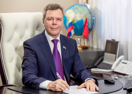 Председатель Магаданской областной думы Сергей Абрамов: "Бюджет Колымы на очередной финансовый год уже можно назвать "стимулирующим"