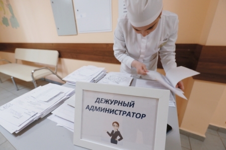 Свердловский Минздрав проверит жалобы врачей областной детской больницы на низкие зарплаты