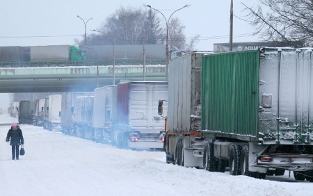 Спасательная служба в ЯНАО получит комплексы для подогрева замерзших на дороге машин