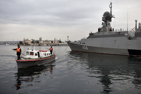 Черноморский флот принял меры по предупреждению возможных последствий непогоды в Крыму