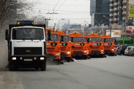 Более 50 дорожно-уборочных машин переданы в подмосковные муниципалитеты