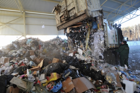 Первое депо для крупногабаритного мусора открылось в Рошале