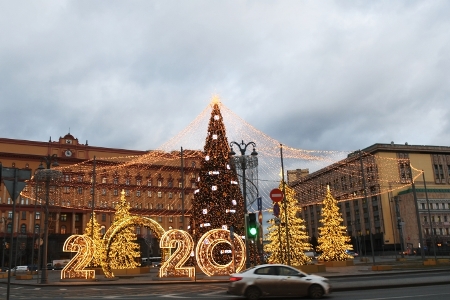 Движение на центральных улицах Москвы начнут ограничивать с 28 декабря